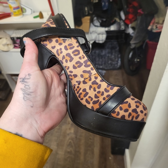 ❤️ T.U.K - ANIMAL PRINT Y2K GRUNGE  PLATFORM SHOES SIZE - 7 - Picture 5 of 11